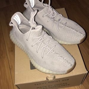 YEEZY BOOST 350